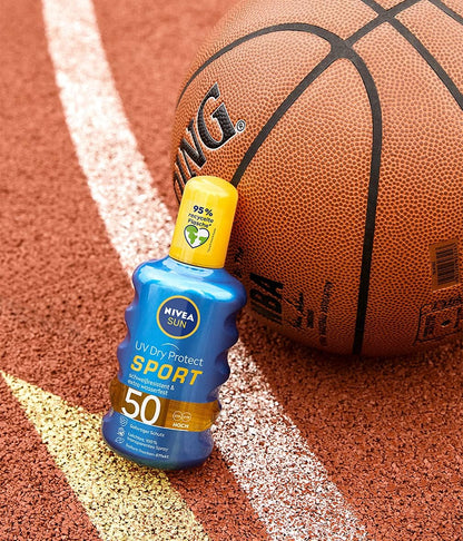 Nivea Sun UV Dry Protect Sport Transparent Sun Protection Spray SPF 50, Sweat-Resistant & Extra Waterproof, 1 X 200 Ml