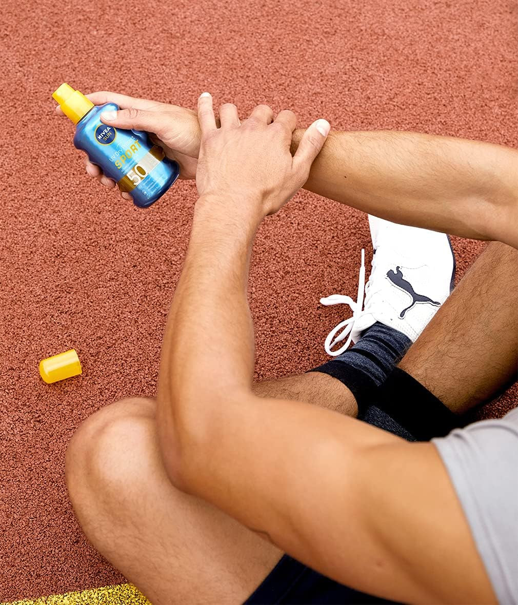 Nivea Sun UV Dry Protect Sport Transparent Sun Protection Spray SPF 50, Sweat-Resistant & Extra Waterproof, 1 X 200 Ml